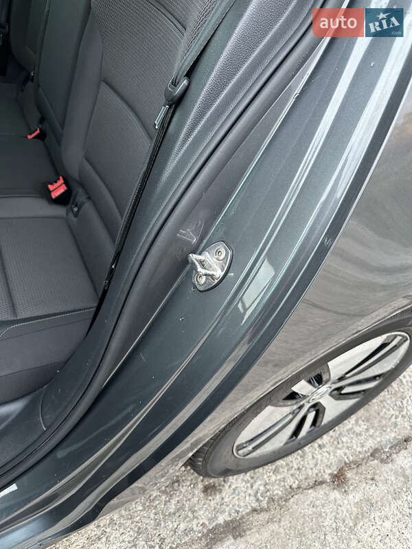 Хэтчбек Volkswagen e-Golf 2019 в Харькове