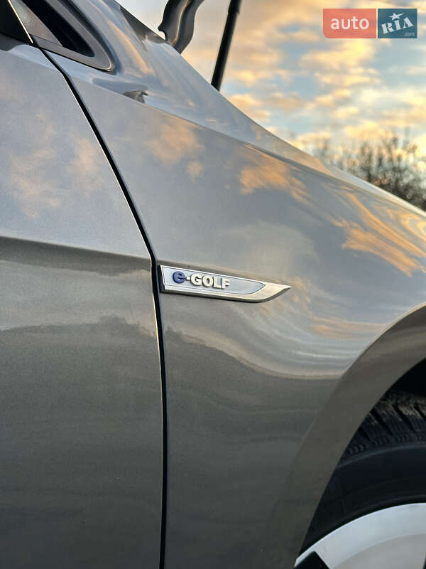 Хэтчбек Volkswagen e-Golf 2019 в Харькове