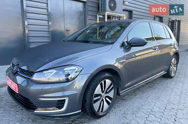 Хэтчбек Volkswagen e-Golf 2017 в Киеве