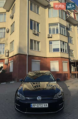 Хэтчбек Volkswagen e-Golf 2016 в Запорожье