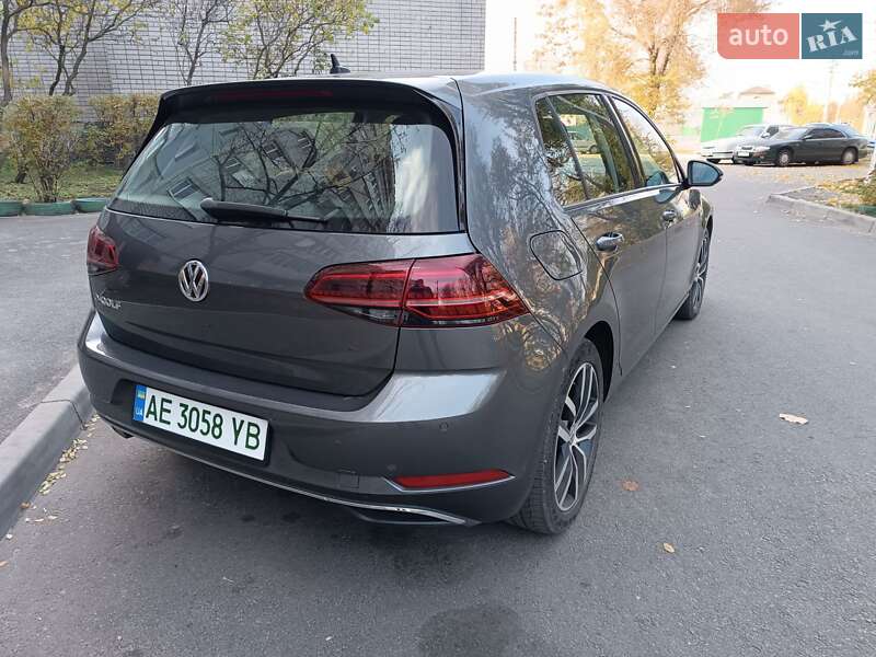 Хетчбек Volkswagen e-Golf 2020 в Дніпрі фото 19 Хетчбек Volkswagen e-Golf 2020 в Дніпрі