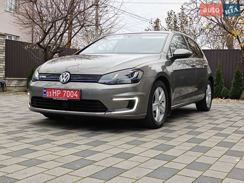 Хэтчбек Volkswagen e-Golf 2015 в Ивано-Франковске