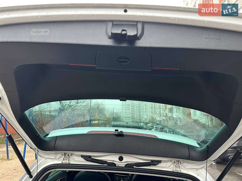 Хэтчбек Volkswagen e-Golf 2018 в Тернополе