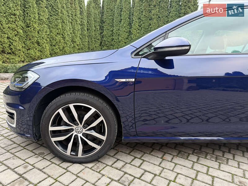 Хэтчбек Volkswagen e-Golf 2019 в Ровно