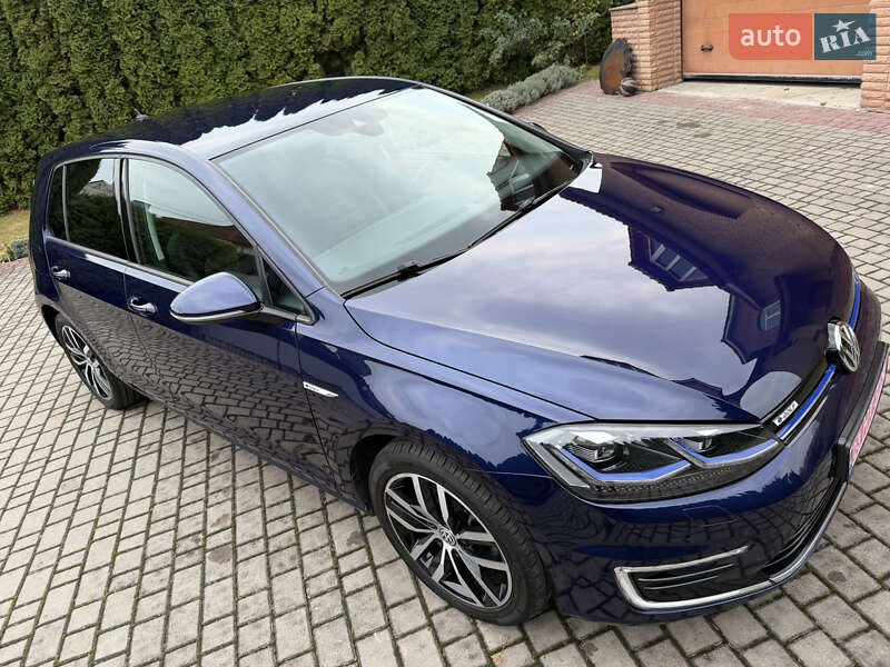 Хэтчбек Volkswagen e-Golf 2019 в Ровно