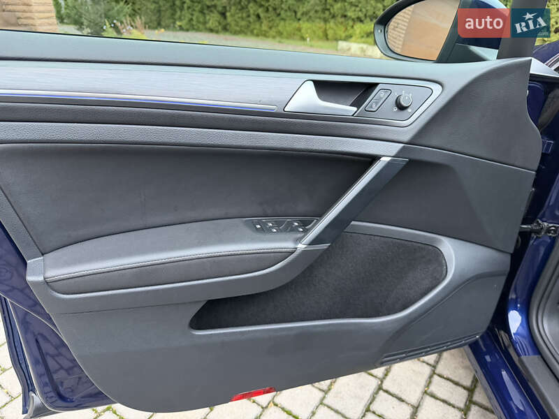 Хэтчбек Volkswagen e-Golf 2019 в Ровно