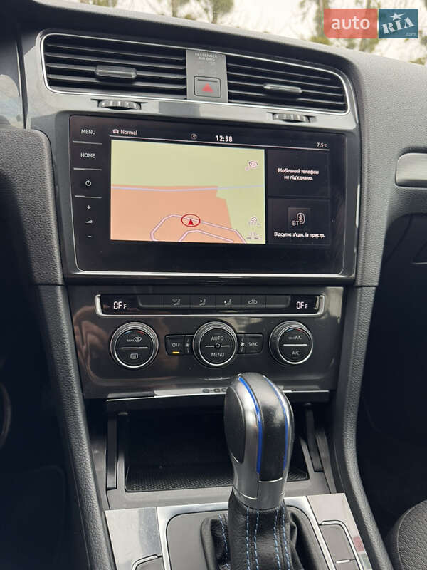 Хэтчбек Volkswagen e-Golf 2019 в Луцке