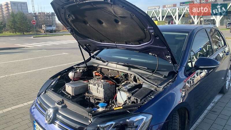 Хэтчбек Volkswagen e-Golf 2018 в Хмельницком фото 37 Хэтчбек Volkswagen e-Golf 2018 в Хмельницком