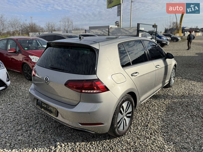 Хэтчбек Volkswagen e-Golf 2018 в Ивано-Франковске