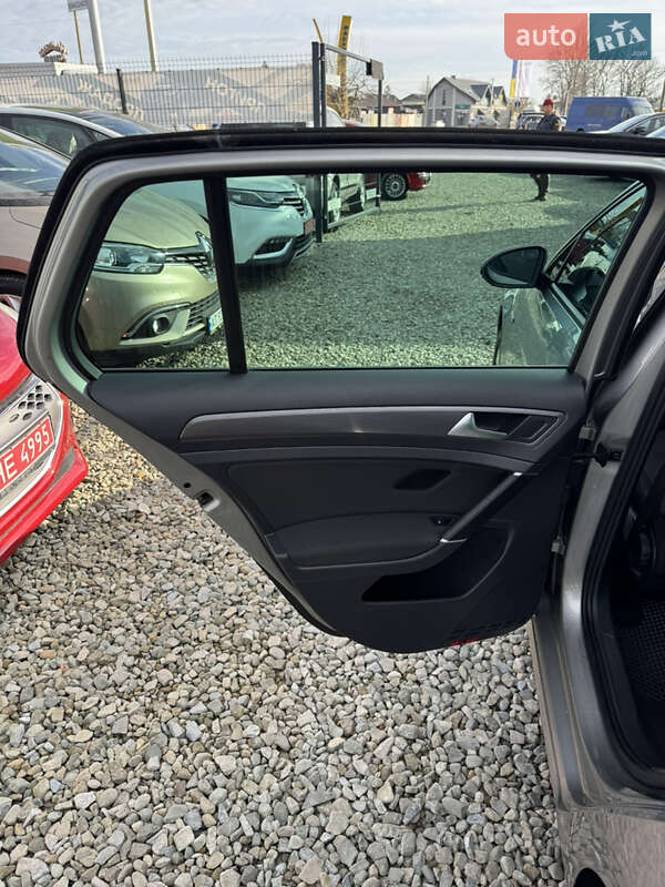 Хэтчбек Volkswagen e-Golf 2018 в Ивано-Франковске