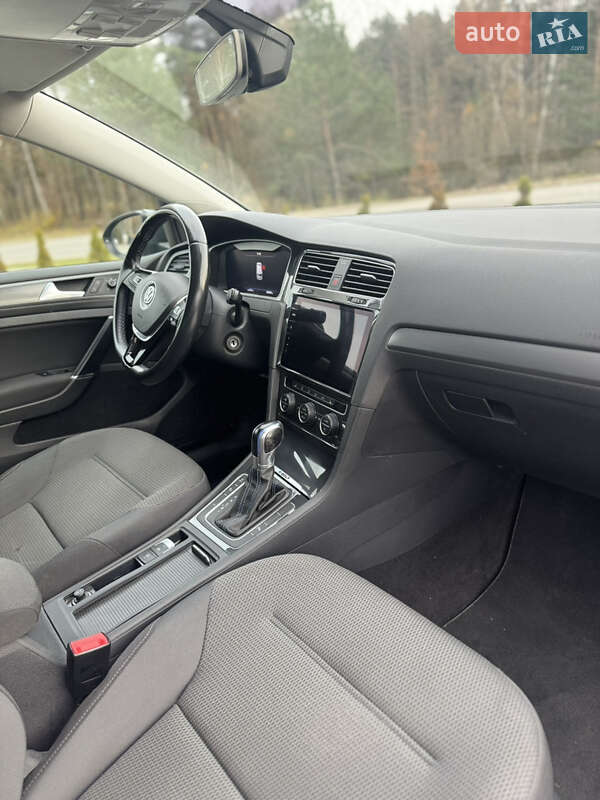 Хэтчбек Volkswagen e-Golf 2018 в Ковеле фото 20 Хэтчбек Volkswagen e-Golf 2018 в Ковеле