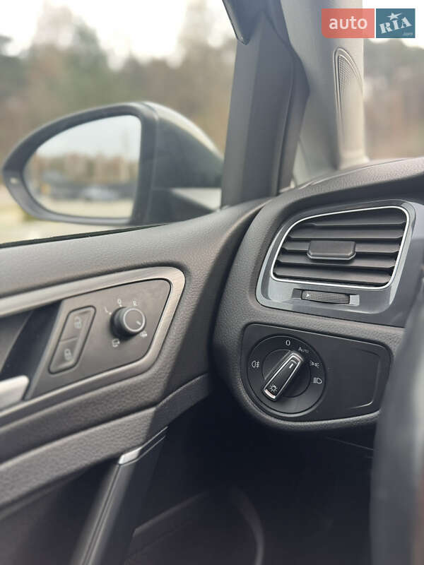 Хэтчбек Volkswagen e-Golf 2018 в Ковеле фото 29 Хэтчбек Volkswagen e-Golf 2018 в Ковеле