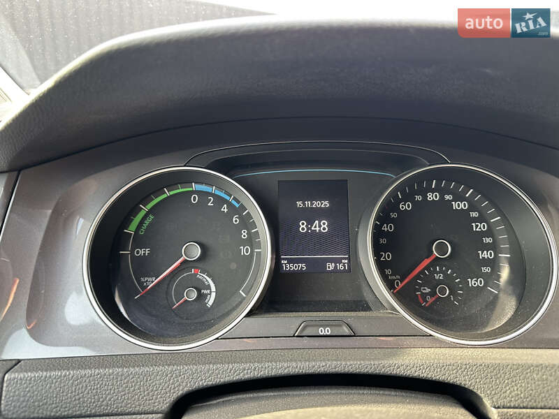 Хетчбек Volkswagen e-Golf 2014 в Тернополі