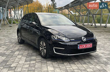 Хэтчбек Volkswagen e-Golf 2015 в Львове