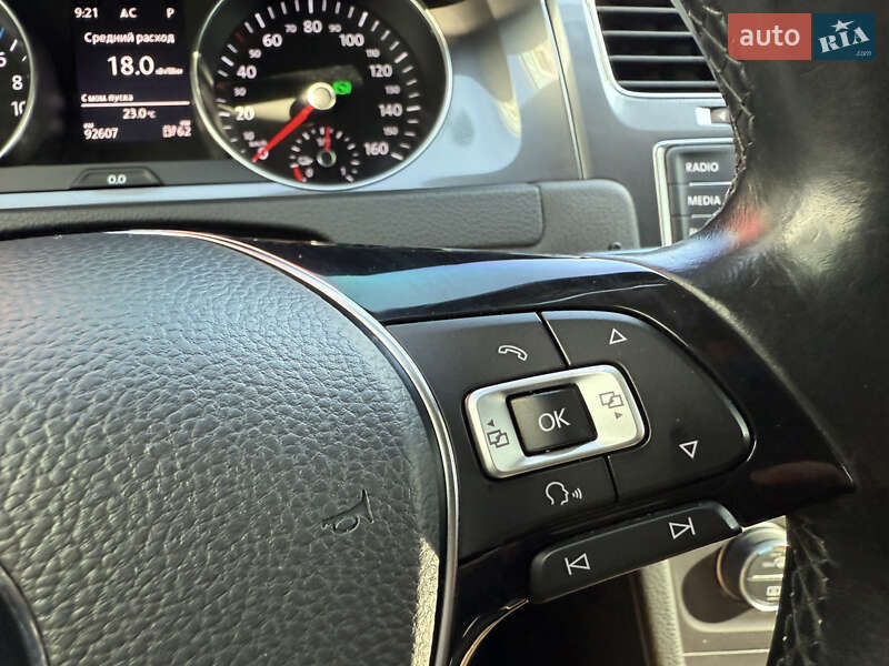 Хэтчбек Volkswagen e-Golf 2014 в Киеве