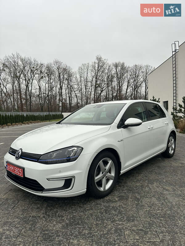 Volkswagen e-Golf 2015 Volkswagen e-Golf 2015