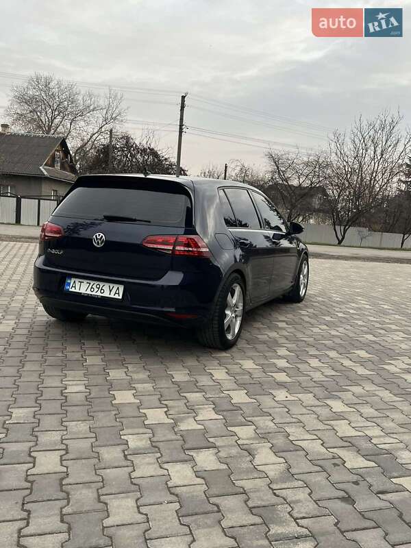 Хетчбек Volkswagen e-Golf 2015 в Косові фото 11 Хетчбек Volkswagen e-Golf 2015 в Косові