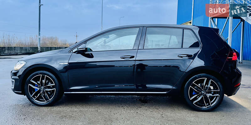 Хетчбек Volkswagen e-Golf 2018 в Львові