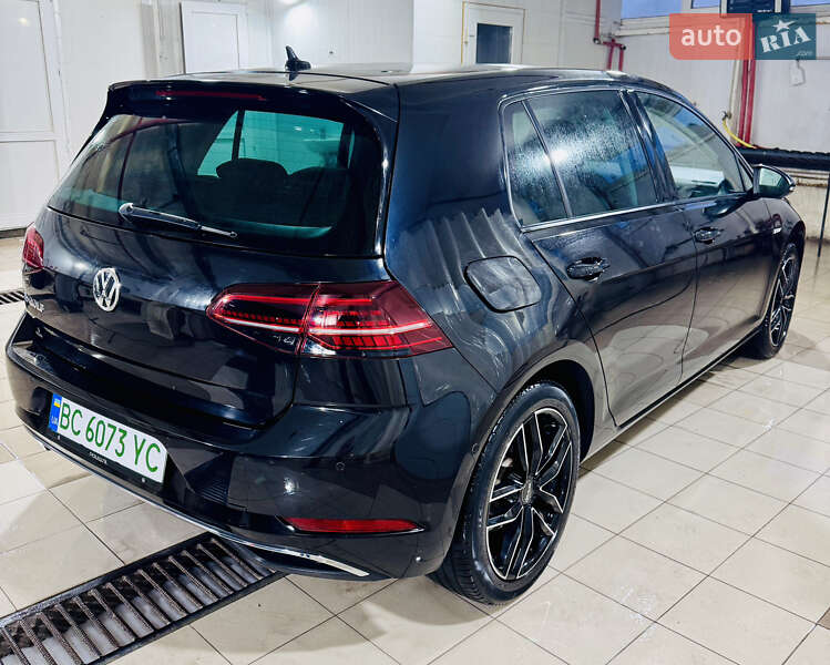 Хетчбек Volkswagen e-Golf 2018 в Львові