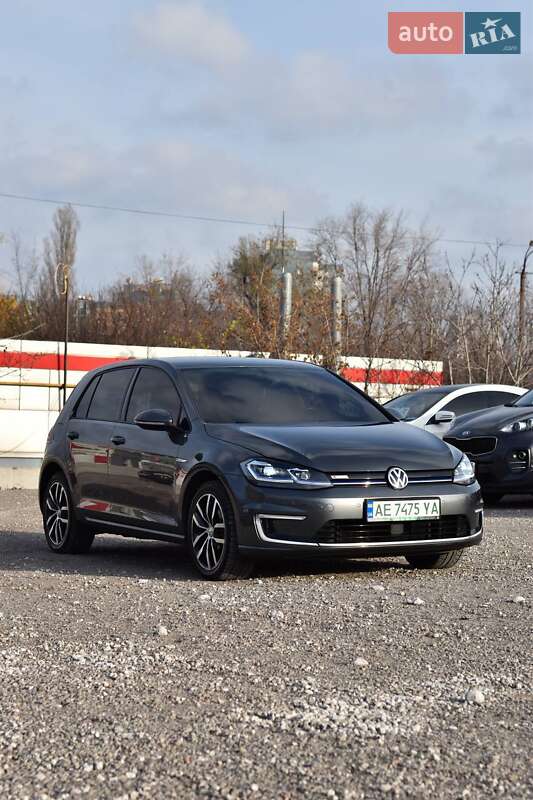 Volkswagen e-Golf 2018