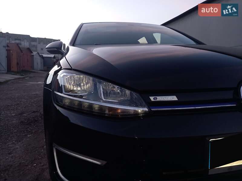 Хэтчбек Volkswagen e-Golf 2018 в Дрогобыче