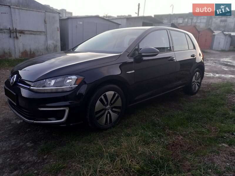Хэтчбек Volkswagen e-Golf 2018 в Дрогобыче