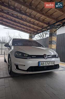 Хэтчбек Volkswagen e-Golf 2015 в Виннице