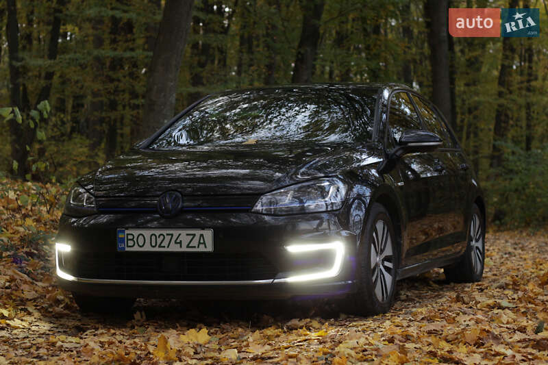 Хэтчбек Volkswagen e-Golf 2015 в Тернополе