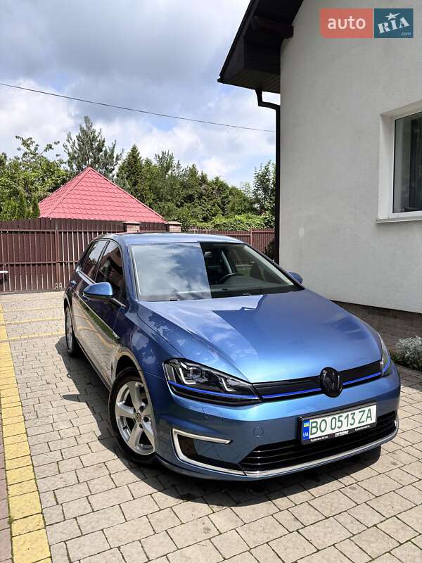 Volkswagen e-Golf 2016 Volkswagen e-Golf 2016
