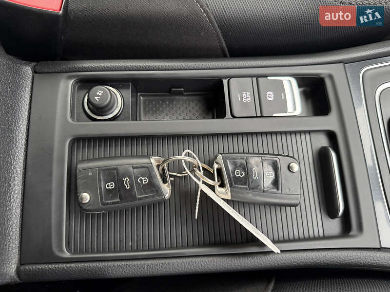 Хэтчбек Volkswagen e-Golf 2018 в Ровно