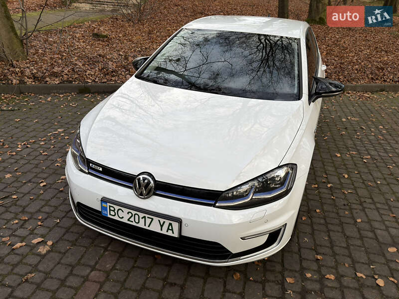 Хэтчбек Volkswagen e-Golf 2017 в Львове
