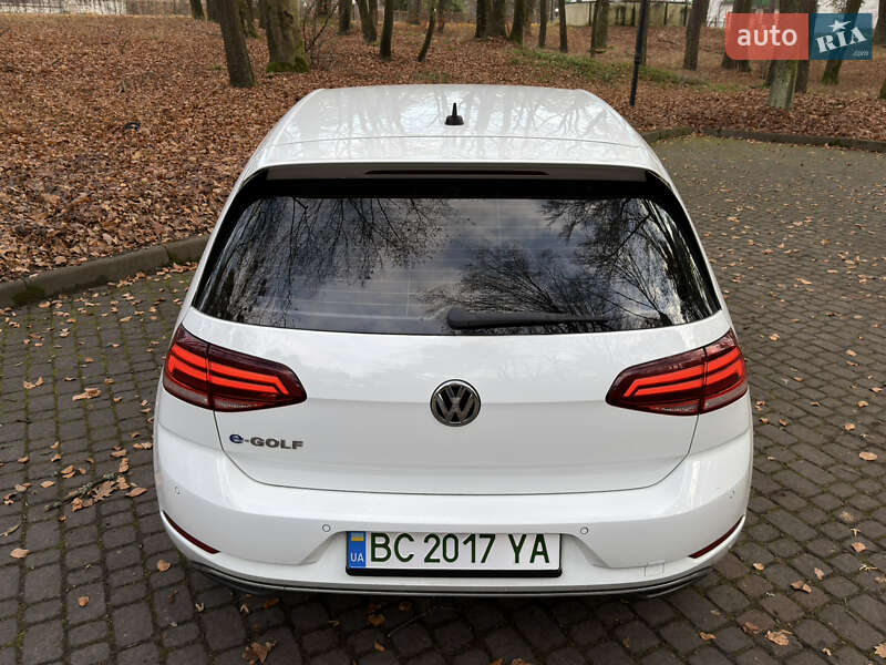 Хэтчбек Volkswagen e-Golf 2017 в Львове