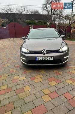 Хэтчбек Volkswagen e-Golf 2015 в Тернополе
