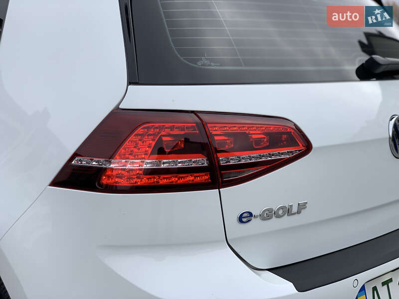 Хэтчбек Volkswagen e-Golf 2015 в Ивано-Франковске