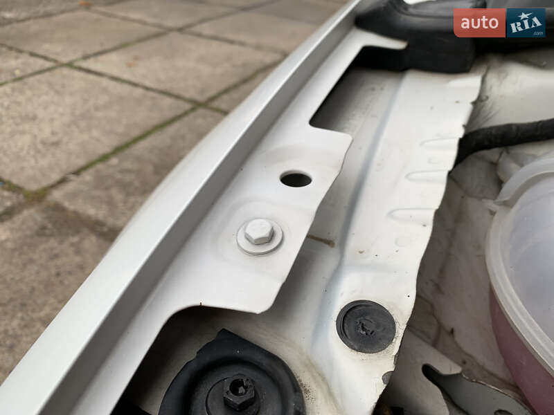 Хэтчбек Volkswagen e-Golf 2015 в Ивано-Франковске