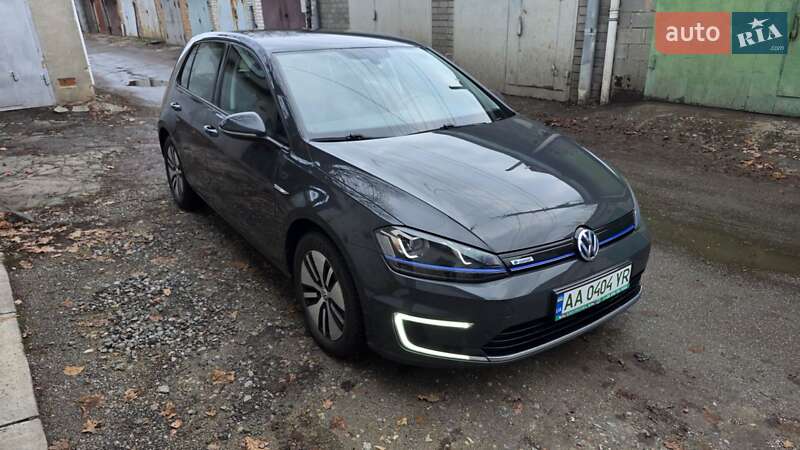 Volkswagen e-Golf 2014