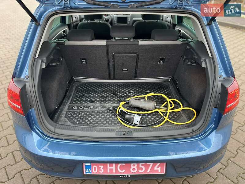 Хэтчбек Volkswagen e-Golf 2015 в Ковеле