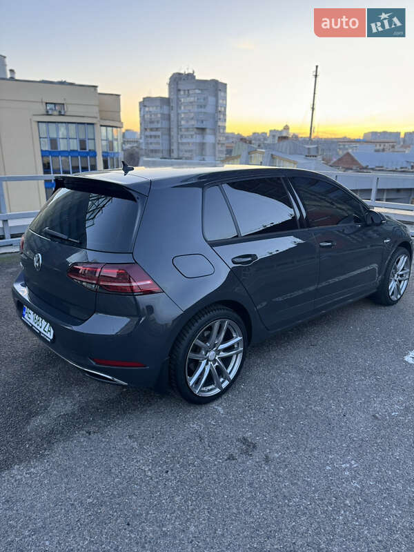 Хэтчбек Volkswagen e-Golf 2020 в Днепре