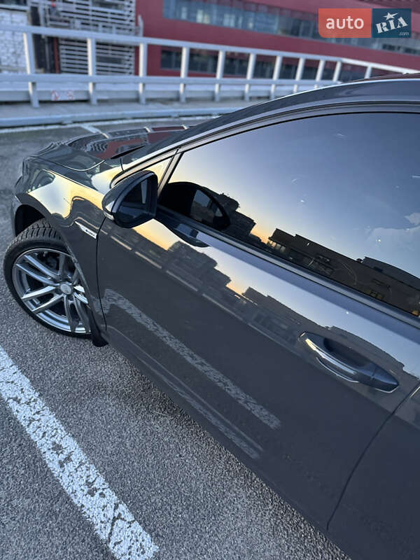 Хэтчбек Volkswagen e-Golf 2020 в Днепре