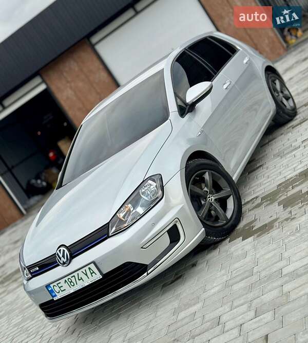 Хетчбек Volkswagen e-Golf 2015 в Чернівцях фото 2 Хетчбек Volkswagen e-Golf 2015 в Чернівцях