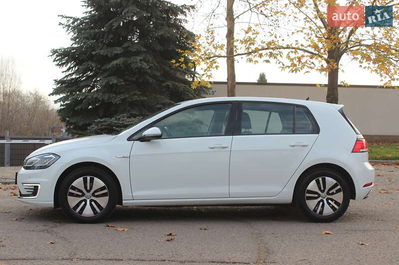 Хэтчбек Volkswagen e-Golf 2020 в Днепре