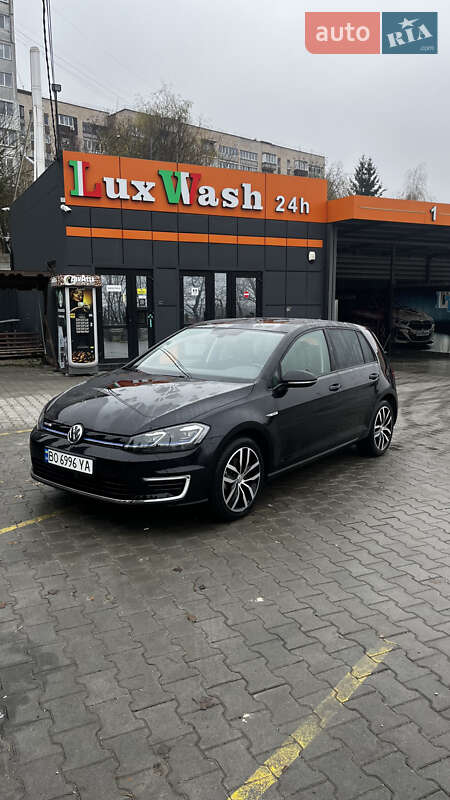 Хэтчбек Volkswagen e-Golf 2020 в Тернополе