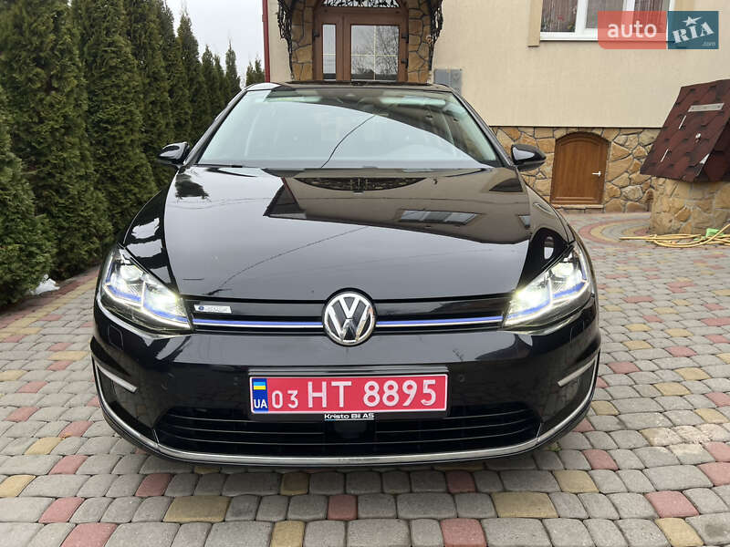 Хэтчбек Volkswagen e-Golf 2018 в Львове