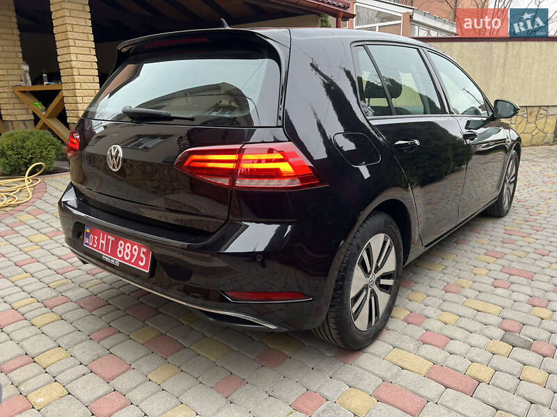Хэтчбек Volkswagen e-Golf 2018 в Львове