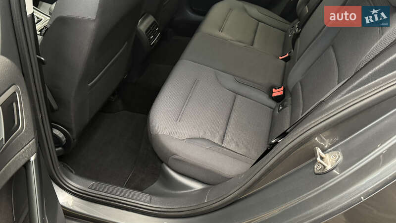 Хэтчбек Volkswagen e-Golf 2021 в Сваляве