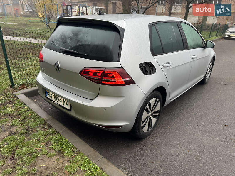 Хэтчбек Volkswagen e-Golf 2016 в Харькове