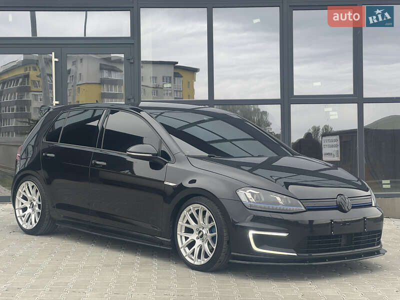 Хэтчбек Volkswagen e-Golf 2015 в Тернополе фото 9 Хэтчбек Volkswagen e-Golf 2015 в Тернополе