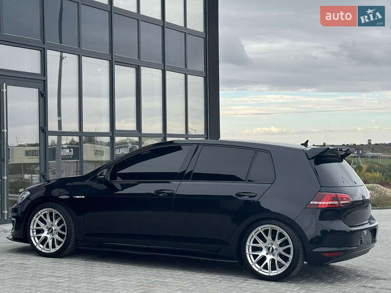 Хэтчбек Volkswagen e-Golf 2015 в Тернополе фото 23 Хэтчбек Volkswagen e-Golf 2015 в Тернополе