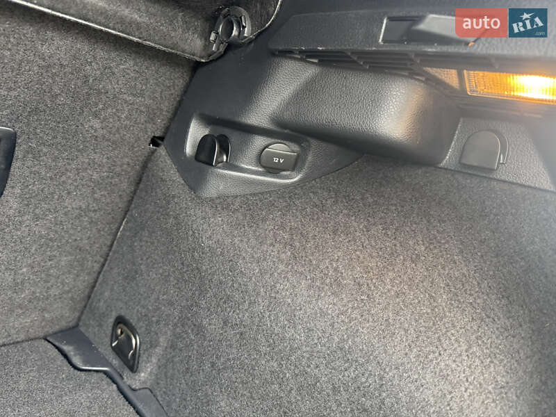 Хэтчбек Volkswagen e-Golf 2015 в Тернополе фото 75 Хэтчбек Volkswagen e-Golf 2015 в Тернополе