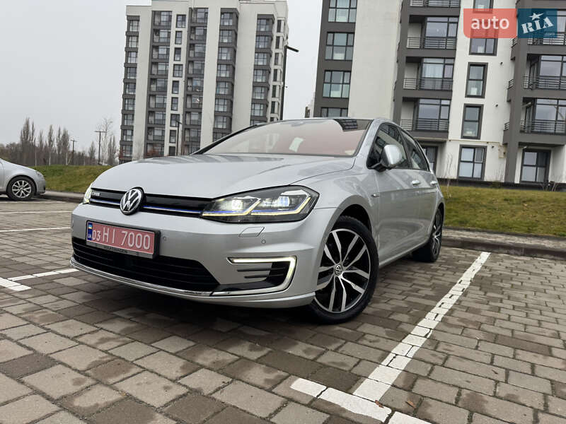 Хэтчбек Volkswagen e-Golf 2019 в Луцке